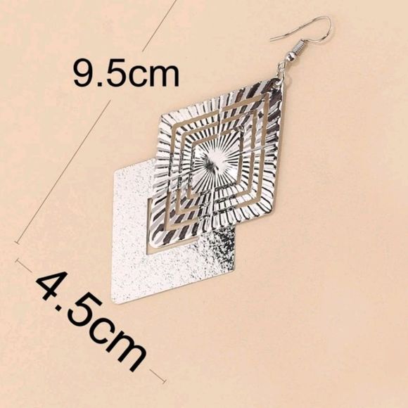 Silver Hollow Out Geo Drop Earrings - Picture 4 of 4